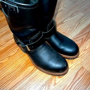 Redwing Engineer Boot used 8 D.
